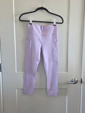 Fabletics Lilac Capri Leggings
